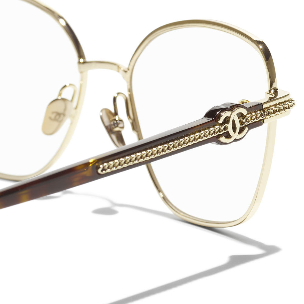 CHANEL 2212